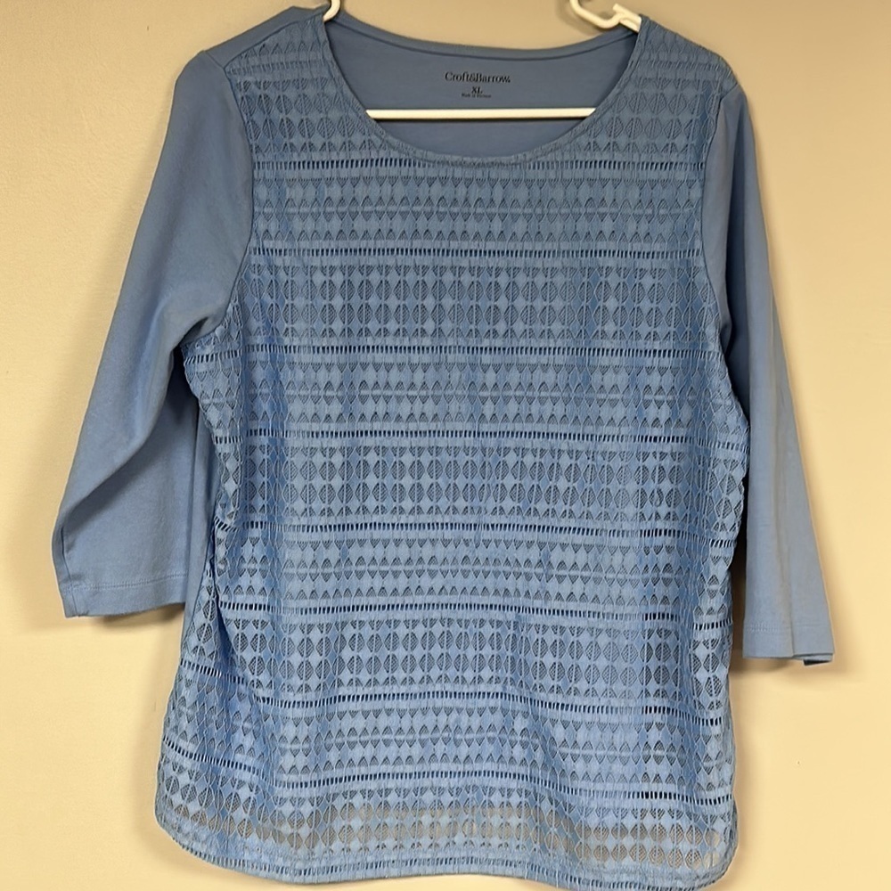 Super cute Croft & Barrow Blue Top with Lace panel in front, 3/4 sleeves, XL